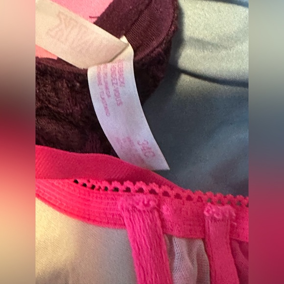 Victory secrets 34C lot - Picture 3 of 7